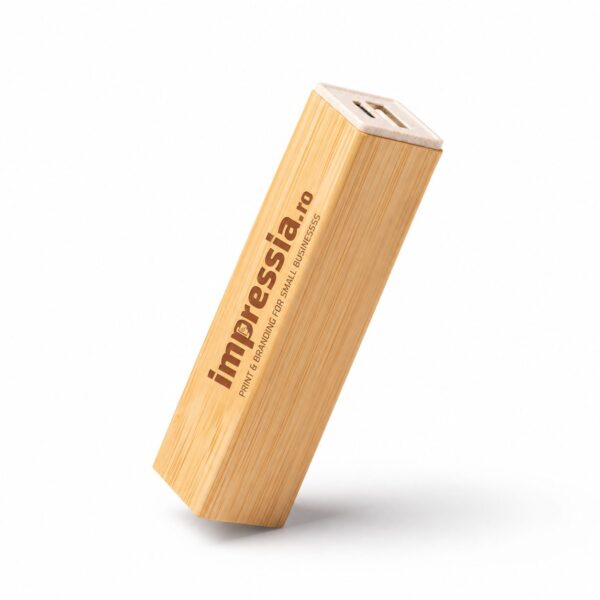 Power bank din bambus personalizat